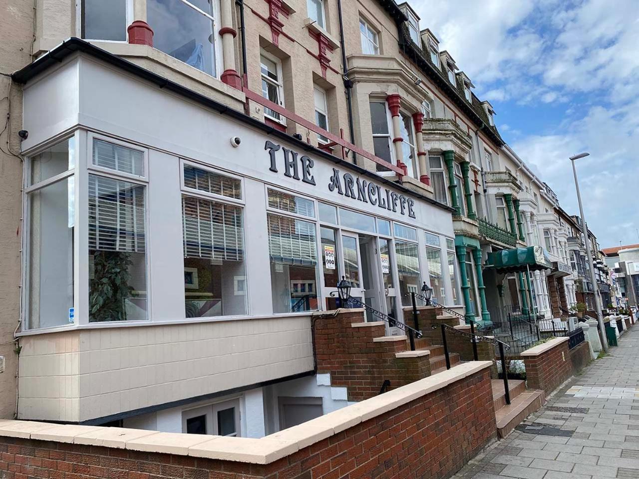 The Arncliff Hotel Blackpool