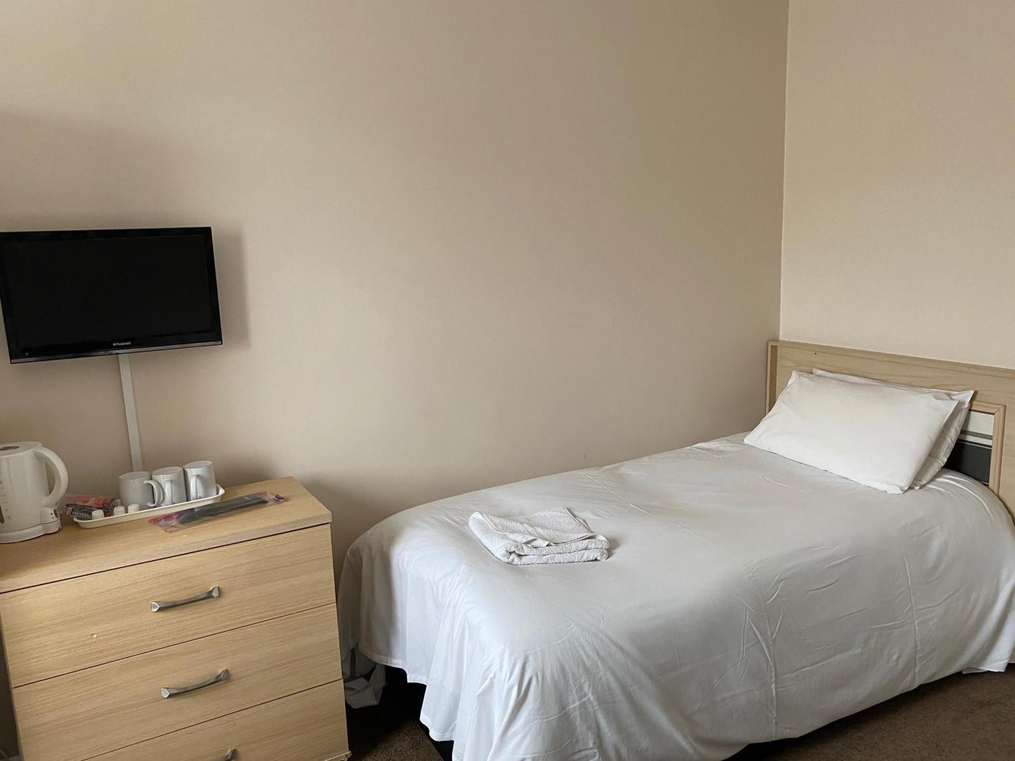 The Arncliff 3* Blackpool
